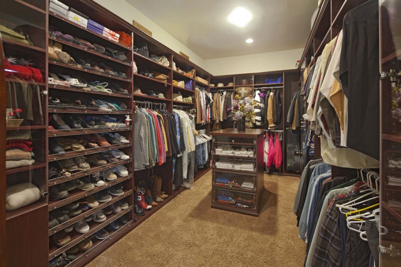 Signs It’s Time To Upgrade Your Closet Storage